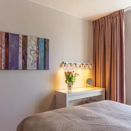 Betty Q4apartments *