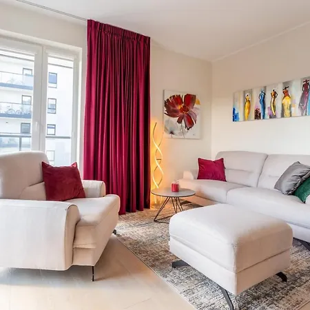 Betty Q4apartments *
